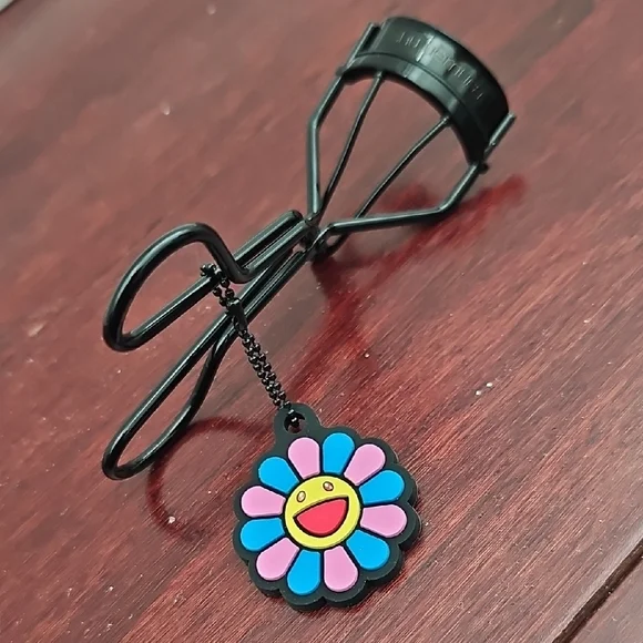 Shu Uemura X Takashi Murakami Limited Edition Black Eyelash Curler